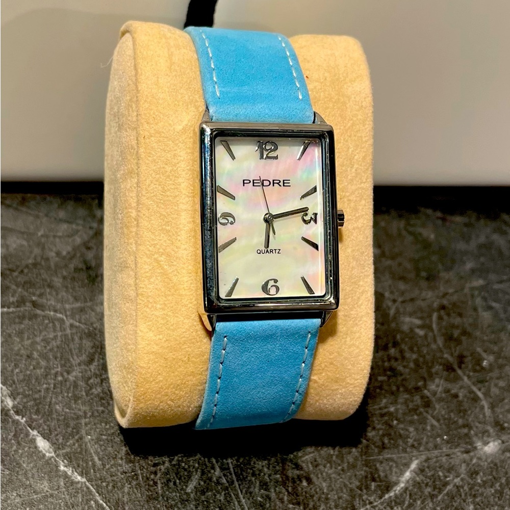 SALE!!! 2 for 30 Ladies Pedre Leather Band Watch- NWOT- New Battery
(3)